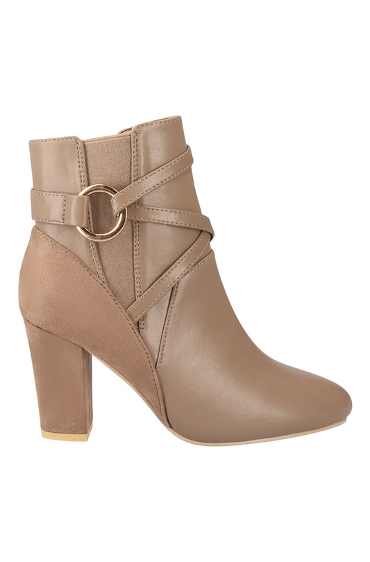 Mila Detailed gold trim heel