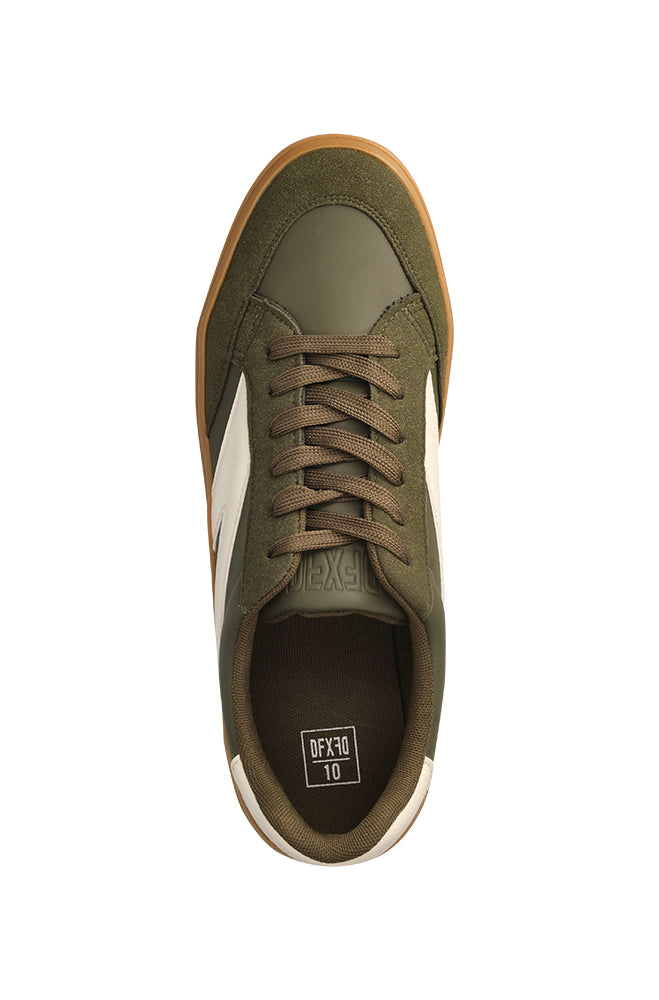 Gumsole sneaker