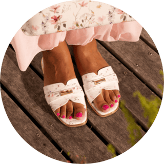 FOOTWEAR