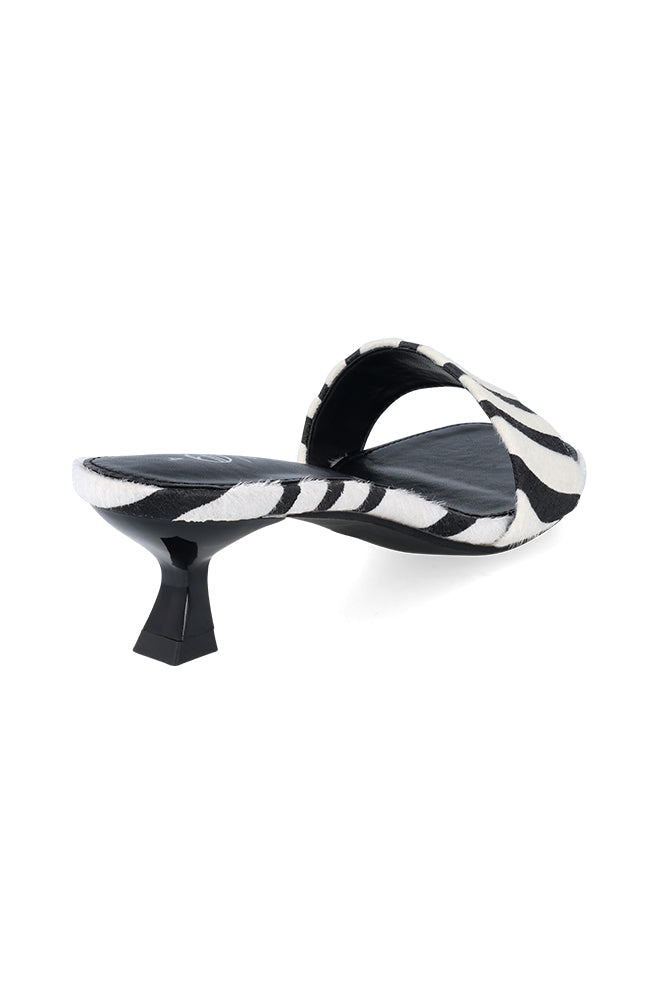 Katalina printed kitten heel
