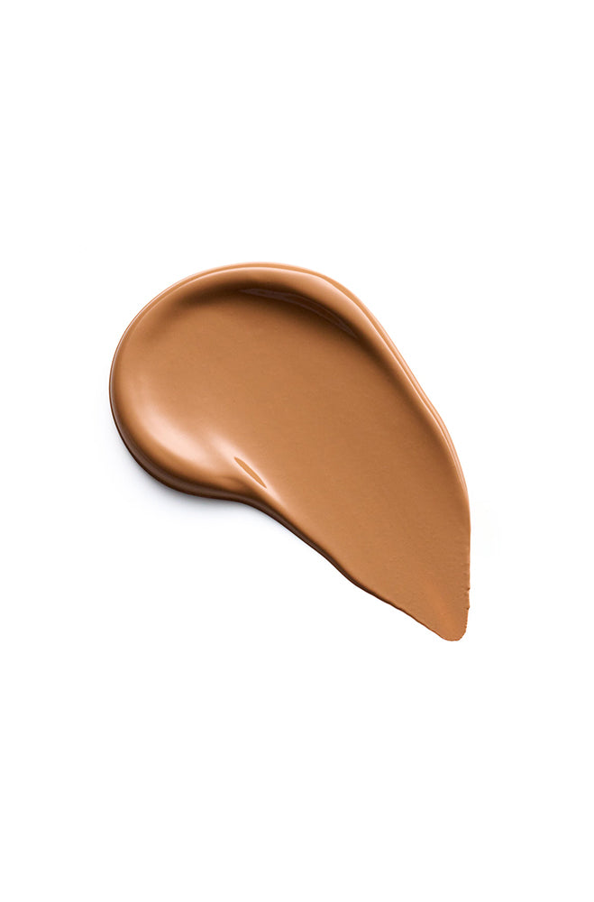 ESSENCE SILKY BLUR FOUNDATION 210