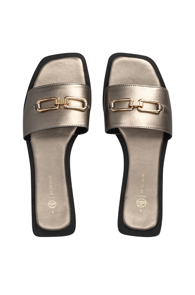 Isla Gold detail sandal
