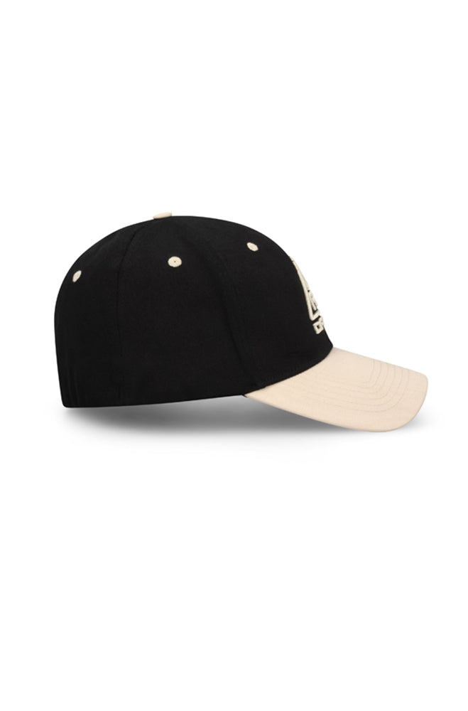 RAE DFX EMBROIDERED PEAKCAP - BLACK