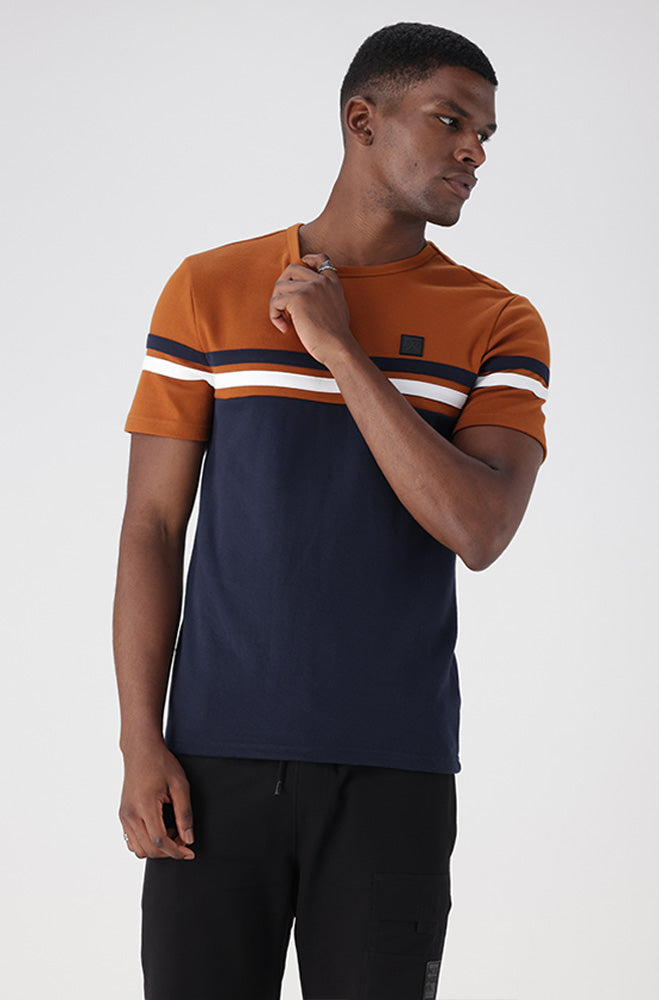 Yelvo Tee