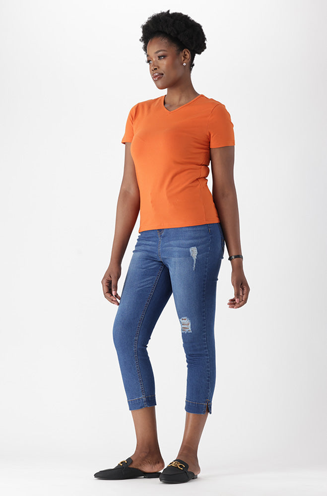 GRACE V NECK TEE