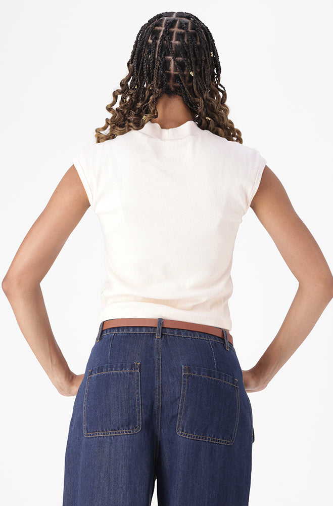 ALLY RIBBED TURTLE NECK