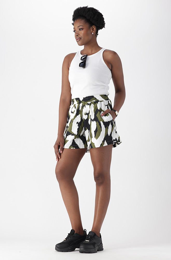 ZARIE LINEN BLEND SHORTS