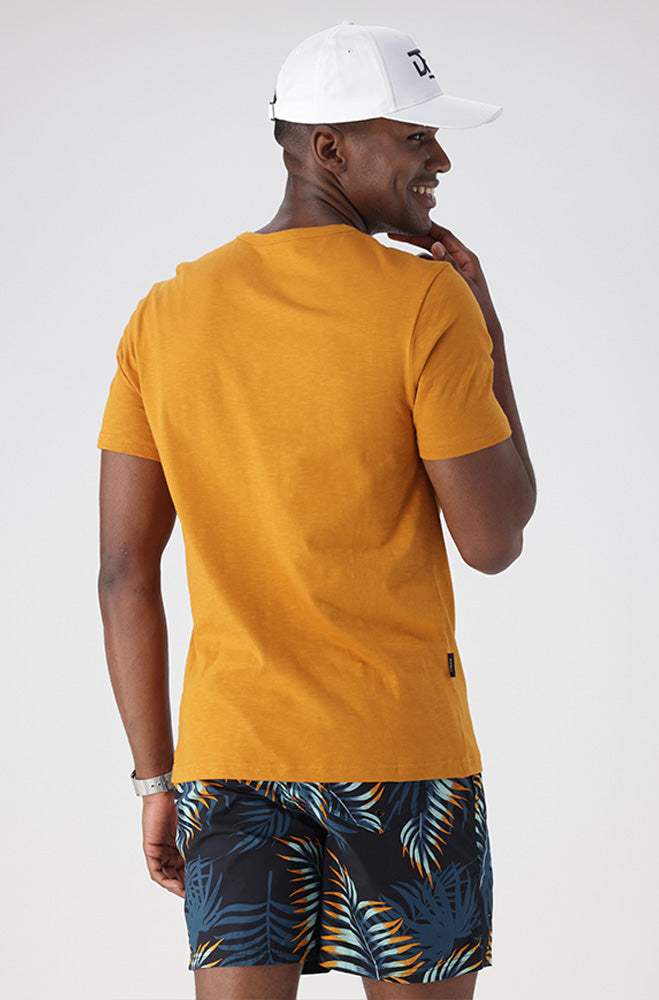 Charzare Tee