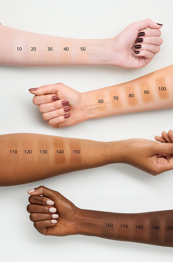 ESSENCE I LOVE FLAWLESS FOUNDATION 120