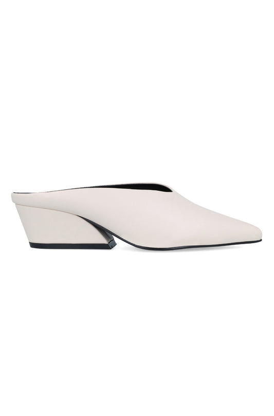 Astrid Slip in point block heel