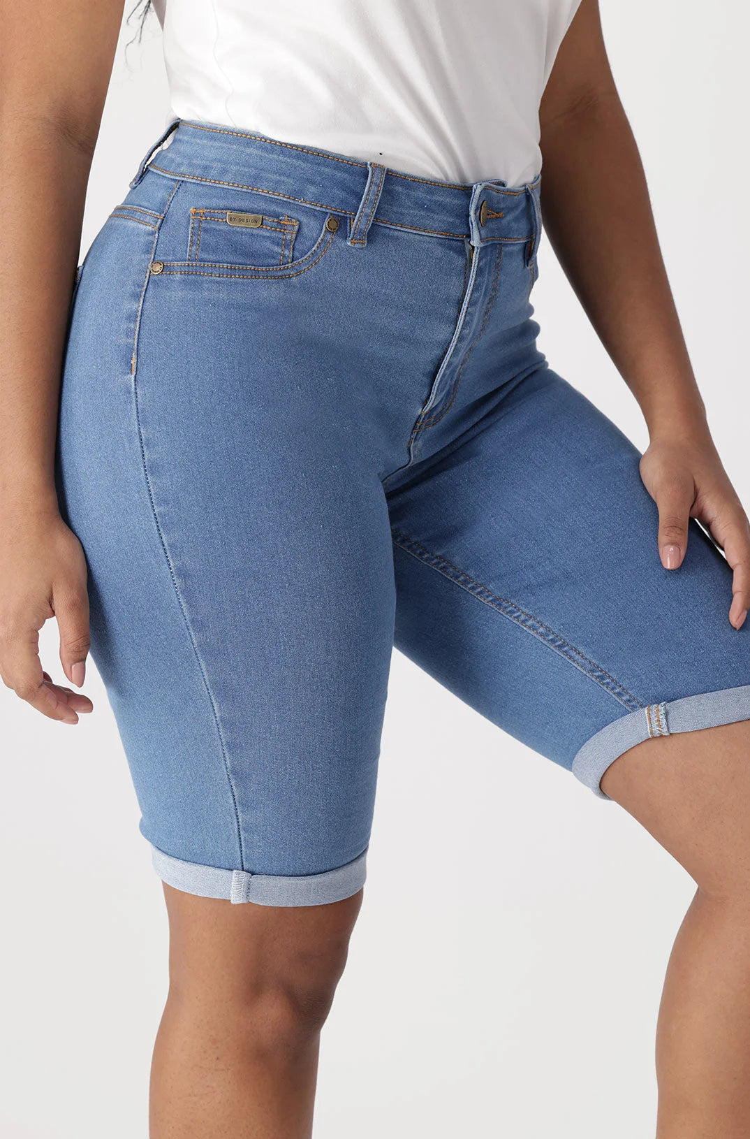 Dunns Clothing | Ladies | Jenner Bermuda Shorts _ 132957 Light Wash
