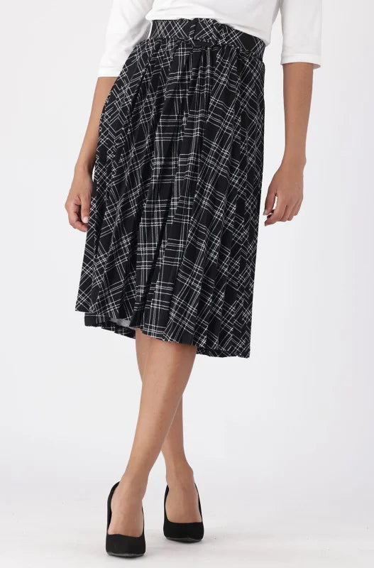 Dunns Clothing | Ladies Mia Check Belted Skirt _ 148101 Black