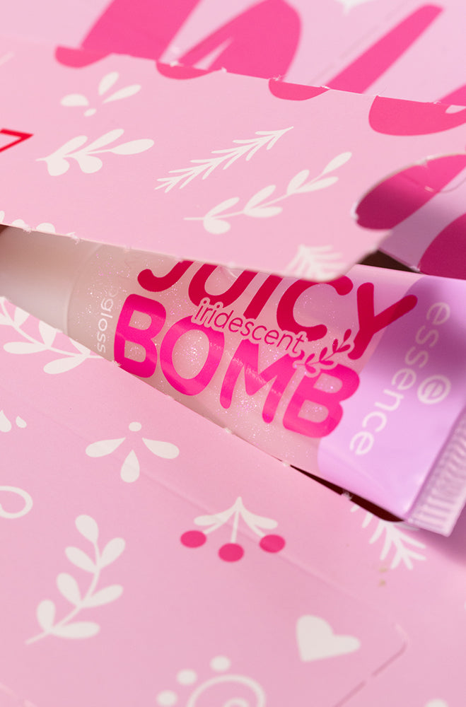 ESSENCE BAKED WITH LOVE ADVENT CALENDAR