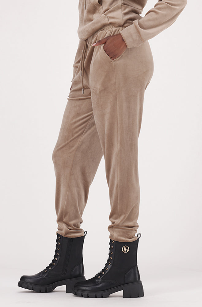REYA VELOUR JOGGER